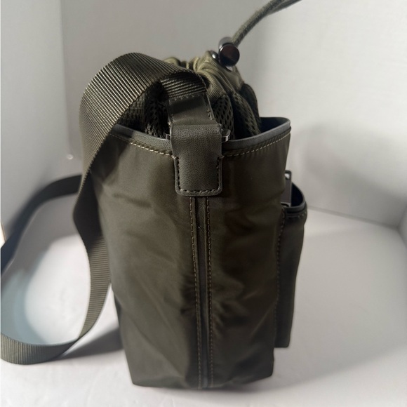 Lululemon Olive Green Crossbody bucket Bag - Picture 2 of 10